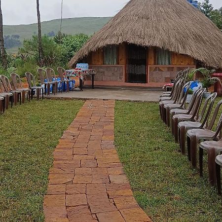Meikha Homestay Pynursla Exterior photo
