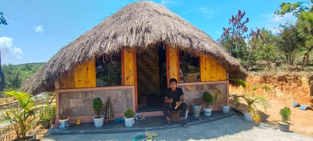 Meikha Homestay Pynursla Exterior photo