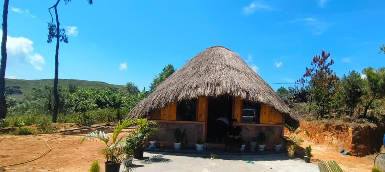 Meikha Homestay Pynursla Exterior photo